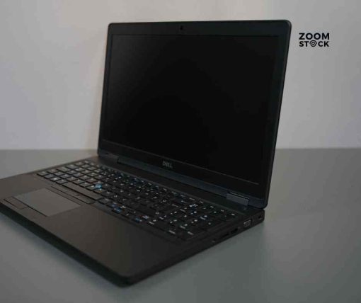 لپ تاپ دل Dell Latitude 5590 پردازنده i7 رم 8 گیگابایت 512 SSD حافظه 2 گیگابایت گرافیک 15 اینچ صفحه نمایش