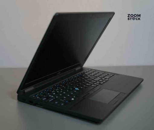 لپ تاپ دل Dell Latitude 5590 پردازنده i7 رم 8 گیگابایت 512 SSD حافظه 2 گیگابایت گرافیک 15 اینچ صفحه نمایش